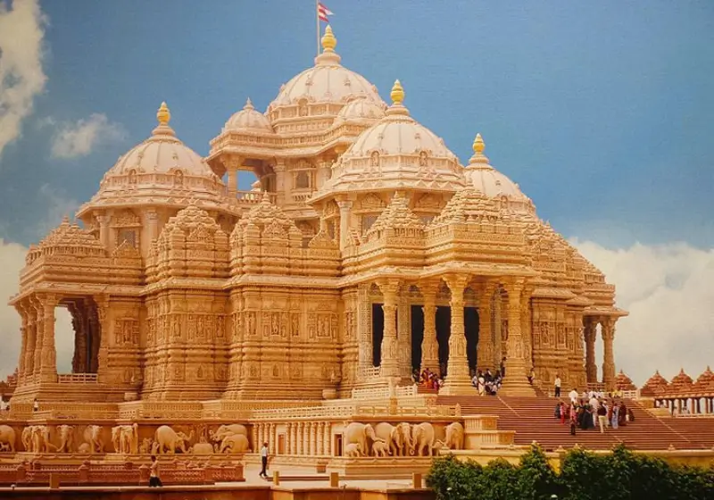 India Cultural Tours for History Buffs: Forts, Palaces & More