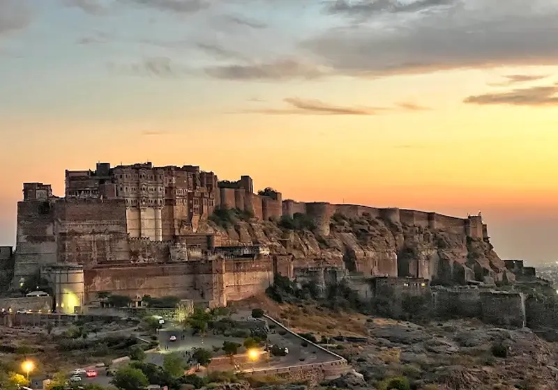 India Private Tours for UK Travelers: Best Routes & Safety Tips