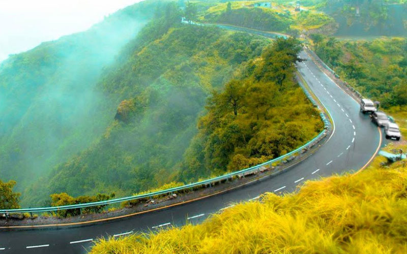 India’s Most Scenic Road Journeys – Travel in Comfort with Your Own Private Car