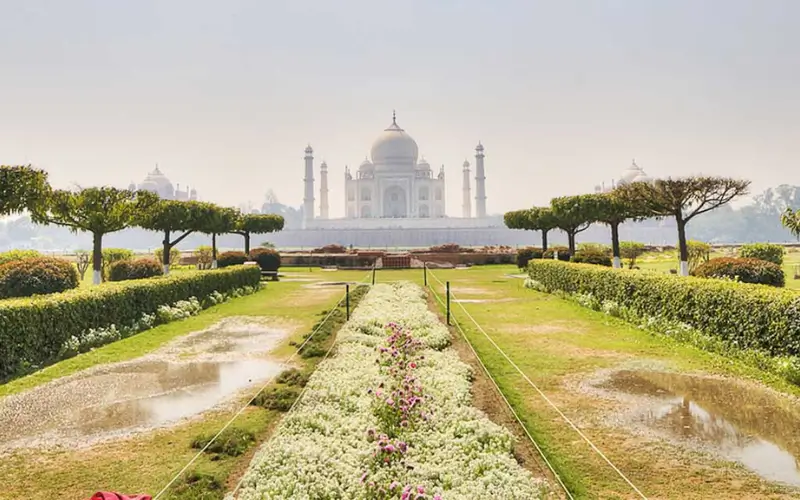 Mehtab Bagh Agra – Best Sunset View of the Taj Mahal Guide