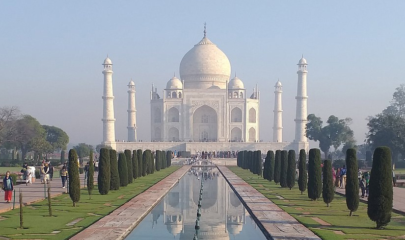 Tour Guide Services In Agra