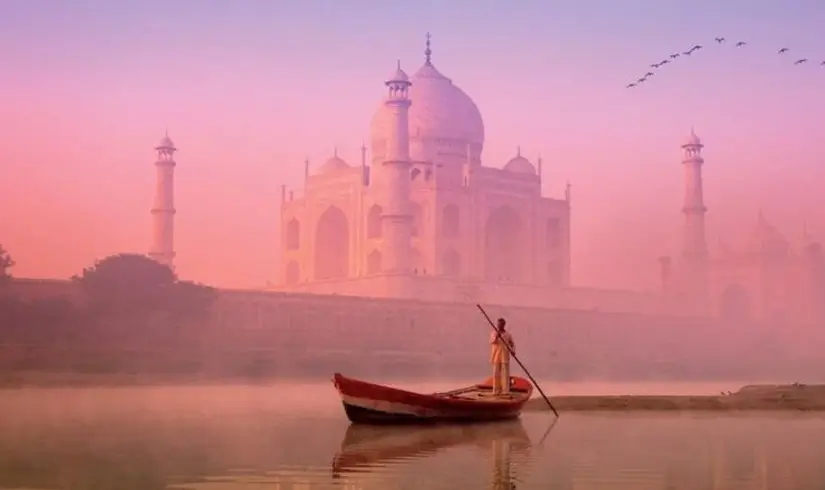 Taj Mahal Sunrise Tour from Delhi